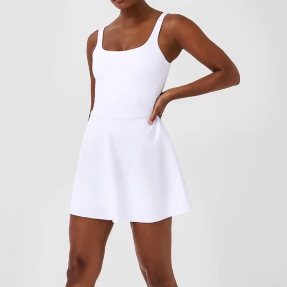 Spanx Get Moving Square Neck dress 2xl in white